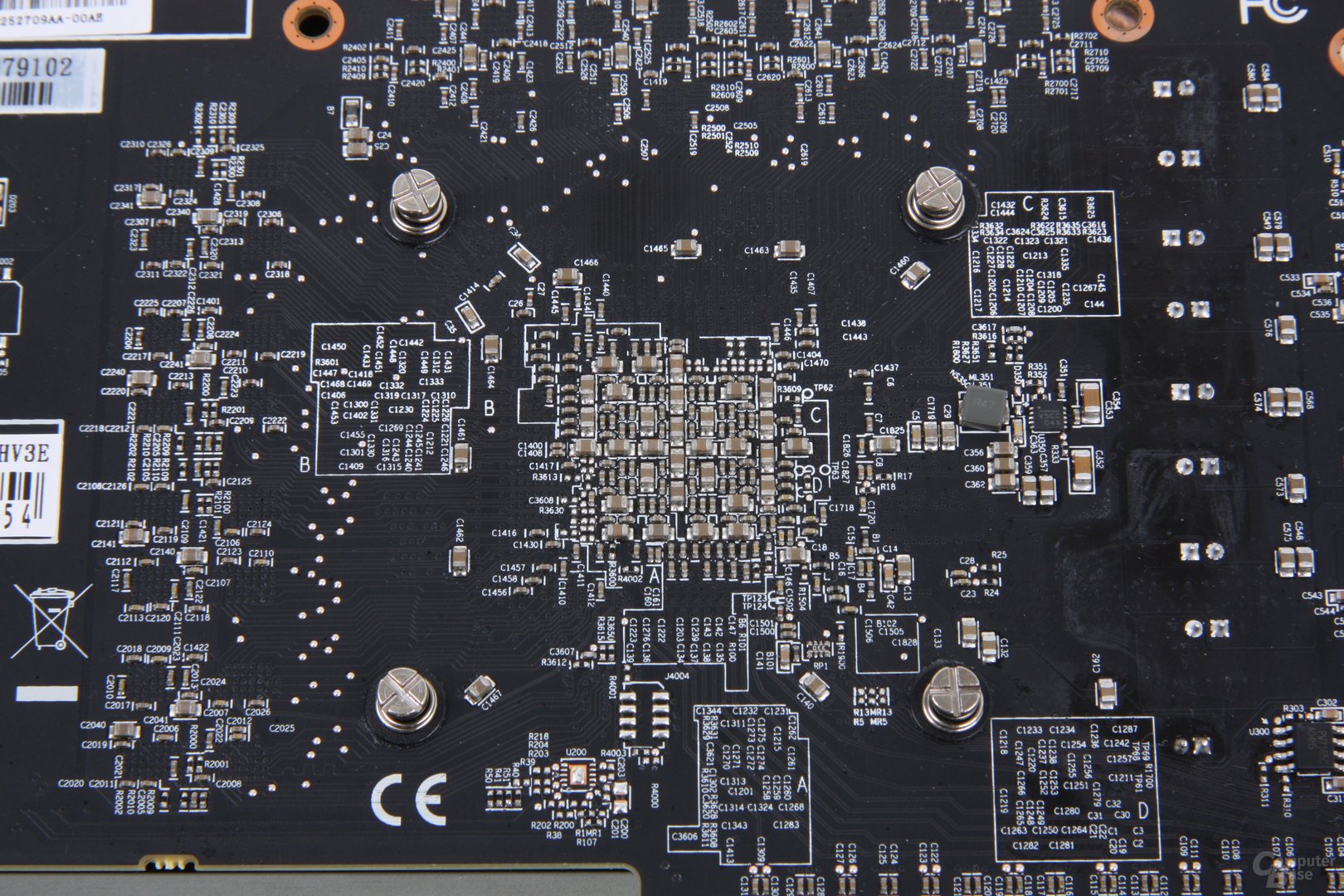 Radeon HD 7870 Black Boost Edition Chiprückseite