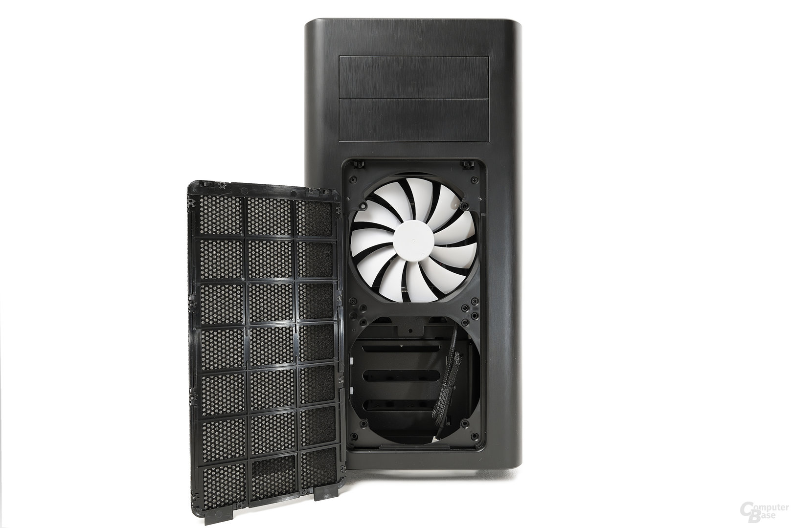 Fractal Design Arc Midi R2 - Staubfilter entfernt