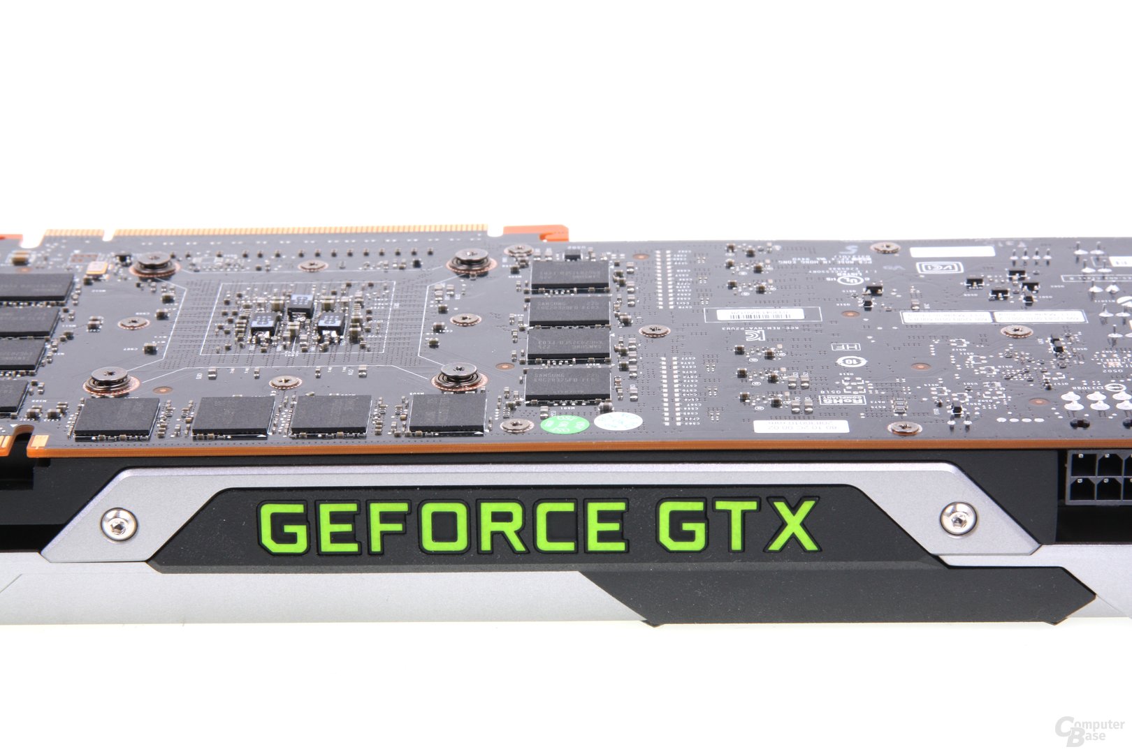 GeForce GTX Titan Schriftzug