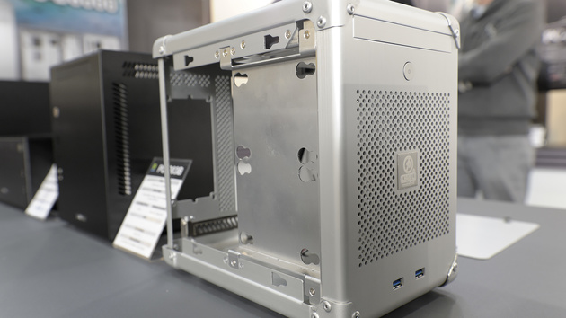 Neue Aluminium-Gehäuse von Lian Li, ITX-Exot inklusive