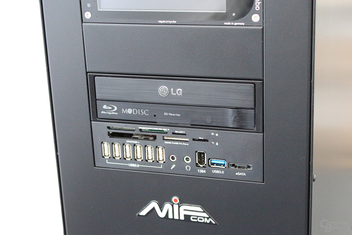 MIFcom Dual-Xeon-PC mit Quad-SLI und Wasserkühlung