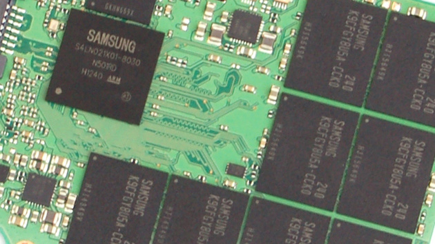 Samsung Serie 840 SSD im Test: Günstige SSD mit TLC-Speicher