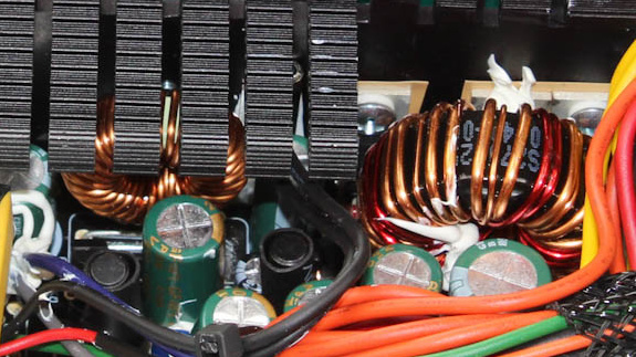 Thermaltake Smart M550W Netzteil im Test: Modular und preiswert