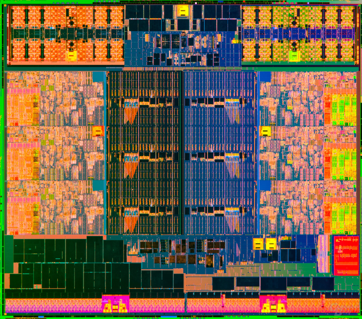 Die-Shot von Intels Ivy Bridge-E mit sechs Kernen
