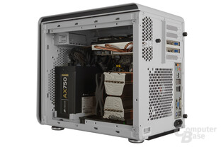 BitFenix Phenom mATX – Testsystem seitlich