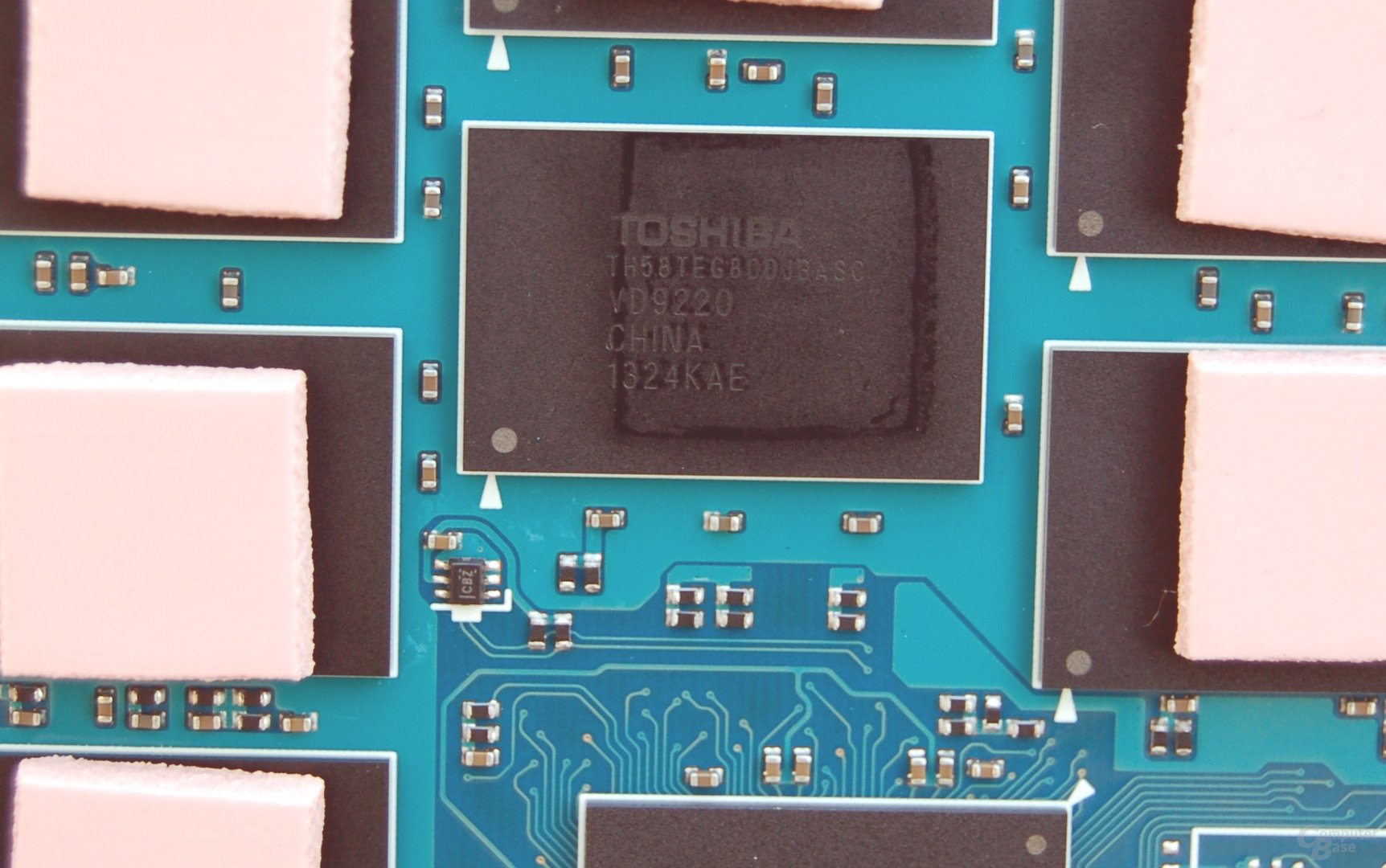 MLC module manufactured by Toshiba in 19 nm "class =" border-image