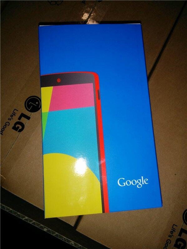 Google Nexus 5 in Rot