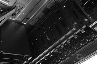 Nanoxia Deep Silence 6 – Bracket für zwei optionale Lüfter