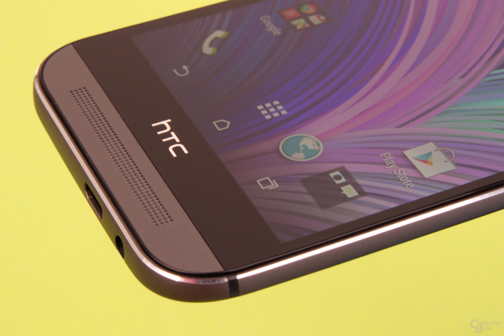 HTC One (M8): Präziser Zusammenbau
