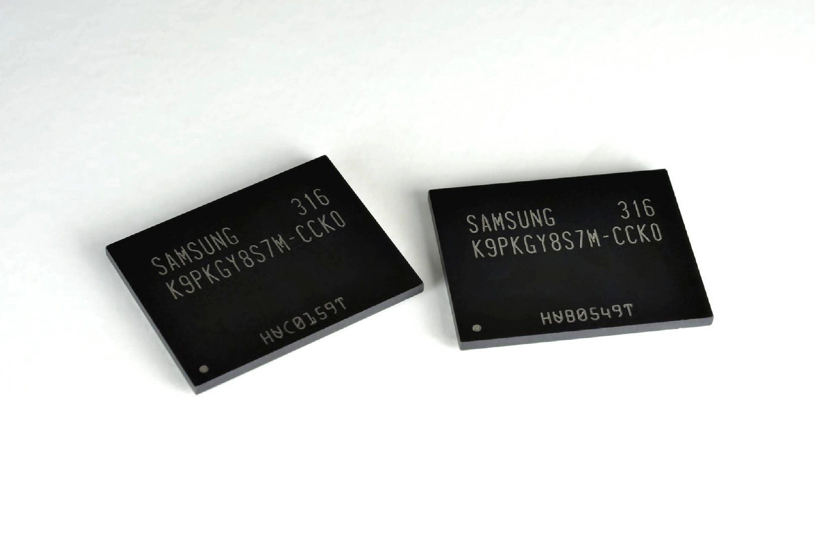 Samsung 3D Vertical NAND Flash