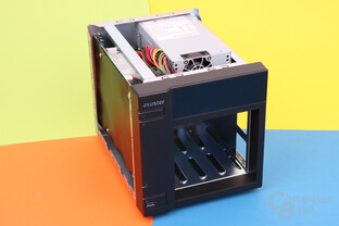 Asustor AS-304T – Gehäusedeckel entfernt
