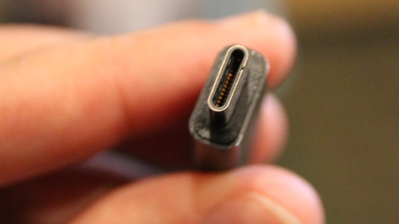 USB Typ-C: Erster Eindruck zum neuen USB-Stecker