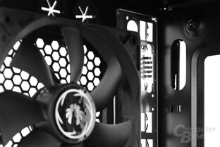 BitFenix Neos - Sinnlose Kabeldurchführung