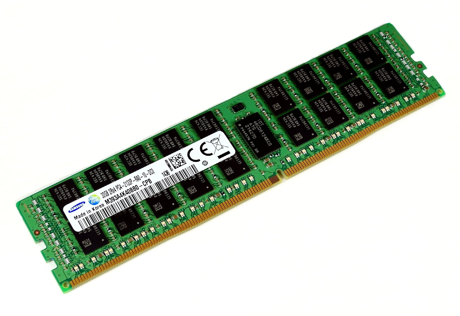 32-GB-RDIMM mit 8-Gbit-DDR4-Chips