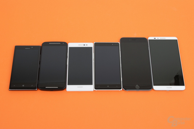 Größenvergleich: Nokia Lumia 925, Motorola Moto G, Huawei Ascend P7, Nokia Lumia 830, Apple iPhone 6 Plus, Huawei Ascend Mate 7