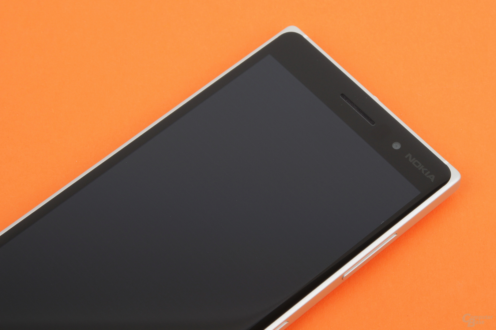 Das Nokia Lumia 830 unterstützt Glance Screen