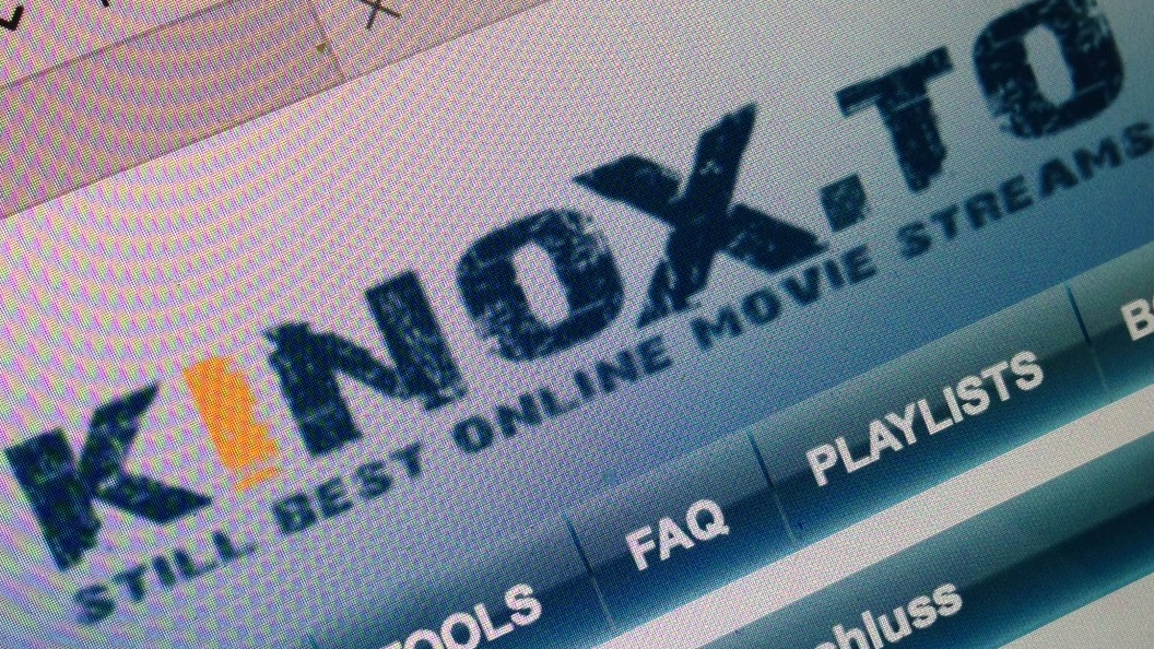 Illegales Streaming: Großrazzia bei Kinox.to zwingt Betreiber zur Flucht