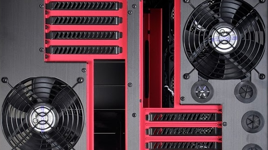 Lian Li PC-D666: Dieses Gehäuse bietet Platz für zwei Rechner