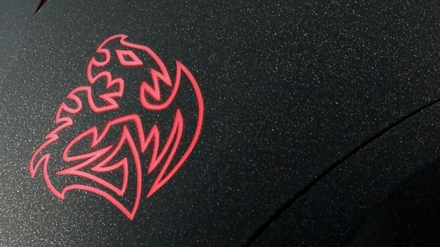 Tt eSports Black V2: Version 2 mit ADNS-9500 und zweiter Daumentaste