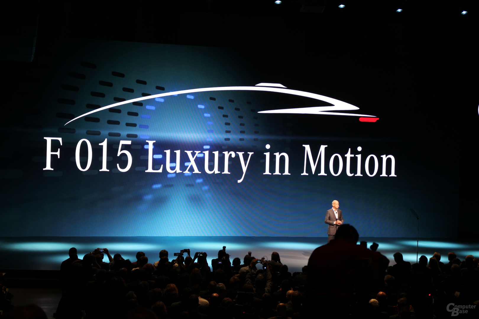Premiere des Mercedes-Benz F 015 Luxury in Motion