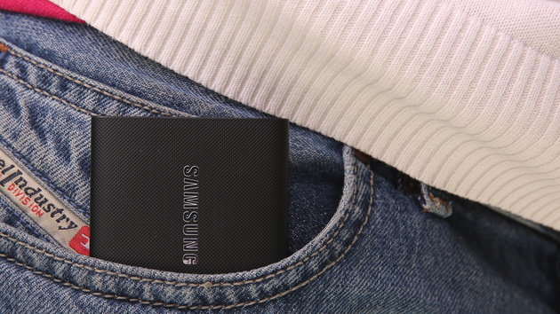 Samsung Portable SSD T1 im Test: 3D-NAND als Scheckkarte für die Hosentasche