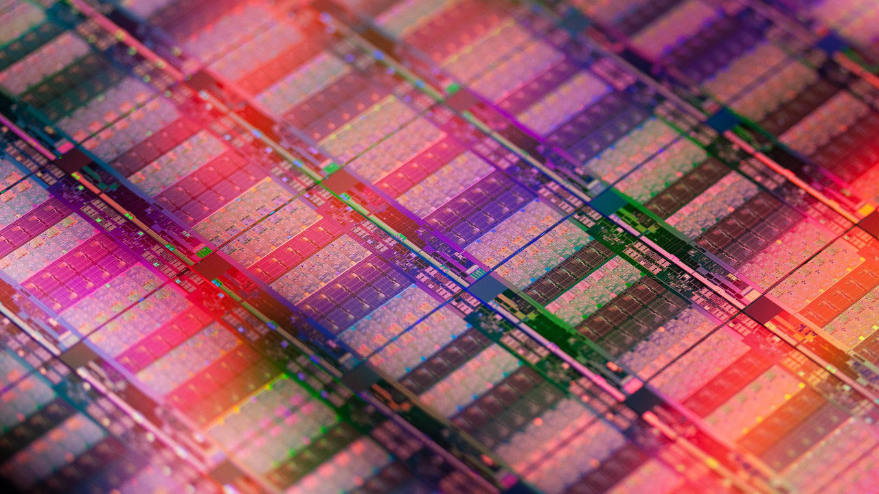 Intel: Die 10-nm-Fertigung soll Ende 2015 marktreif sein
