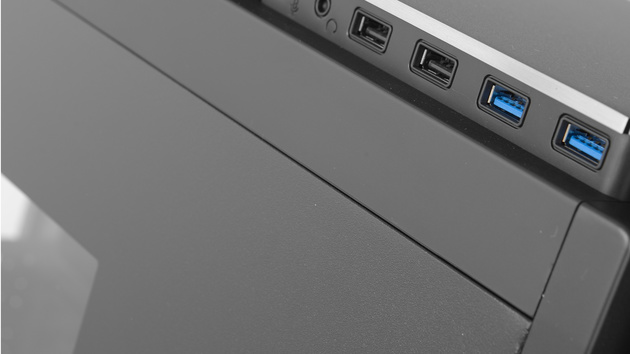Antec P380 im Test: Big-Tower mit 6-mm-Aluminium und wählerischem Panel