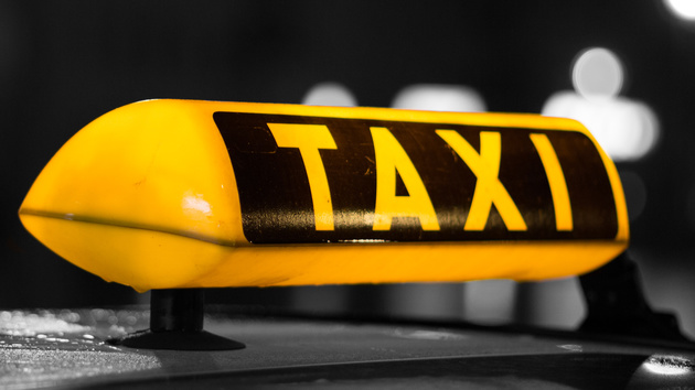 Uber: Berliner Landgericht verbietet Fahrdienst