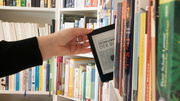 Amazon Kindle Voyage im Test: Premium-E-Book-Reader mit Display-Problemen