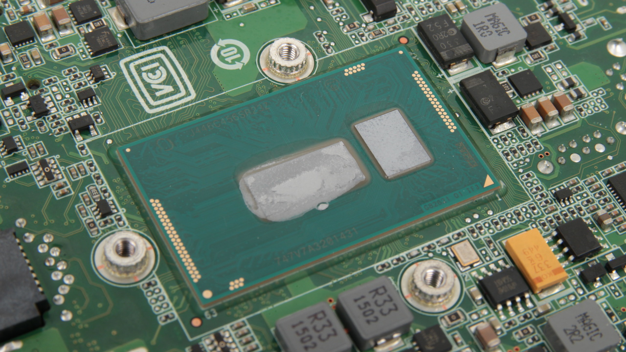 Rückblick KW8 2015: Intels NUC mit Broadwell und AMDs Radeon R9 300X