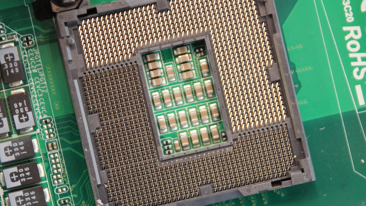 Intel Skylake: Erstes Mini-ITX-Mainboard mit DDR3 abgelichtet