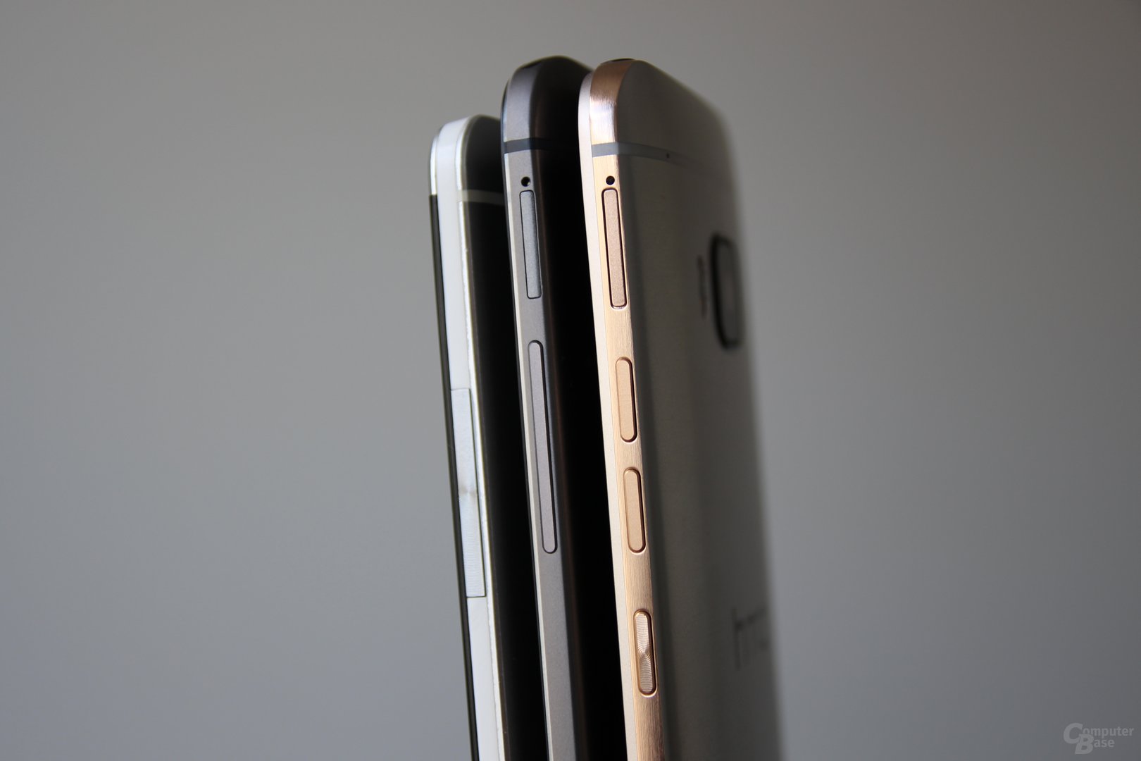 v.r.n.l.: HTC One M9, One (M8) und One