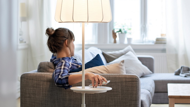 Qi bei Ikea: Tische und Lampen mit kabelloser Ladefunktion