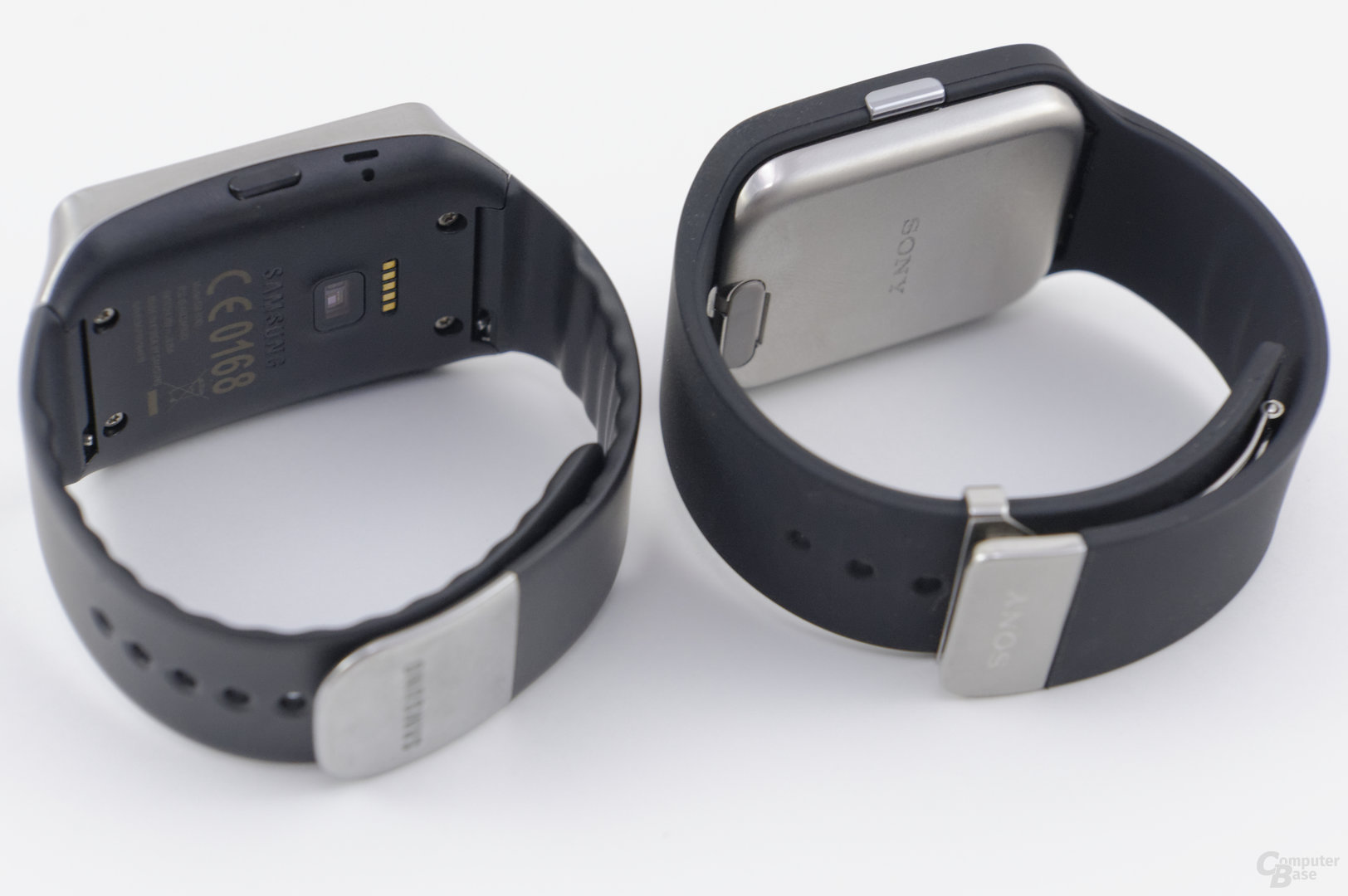 Samsung Gear Live und Sony Smartwatch 3 im Vergleich