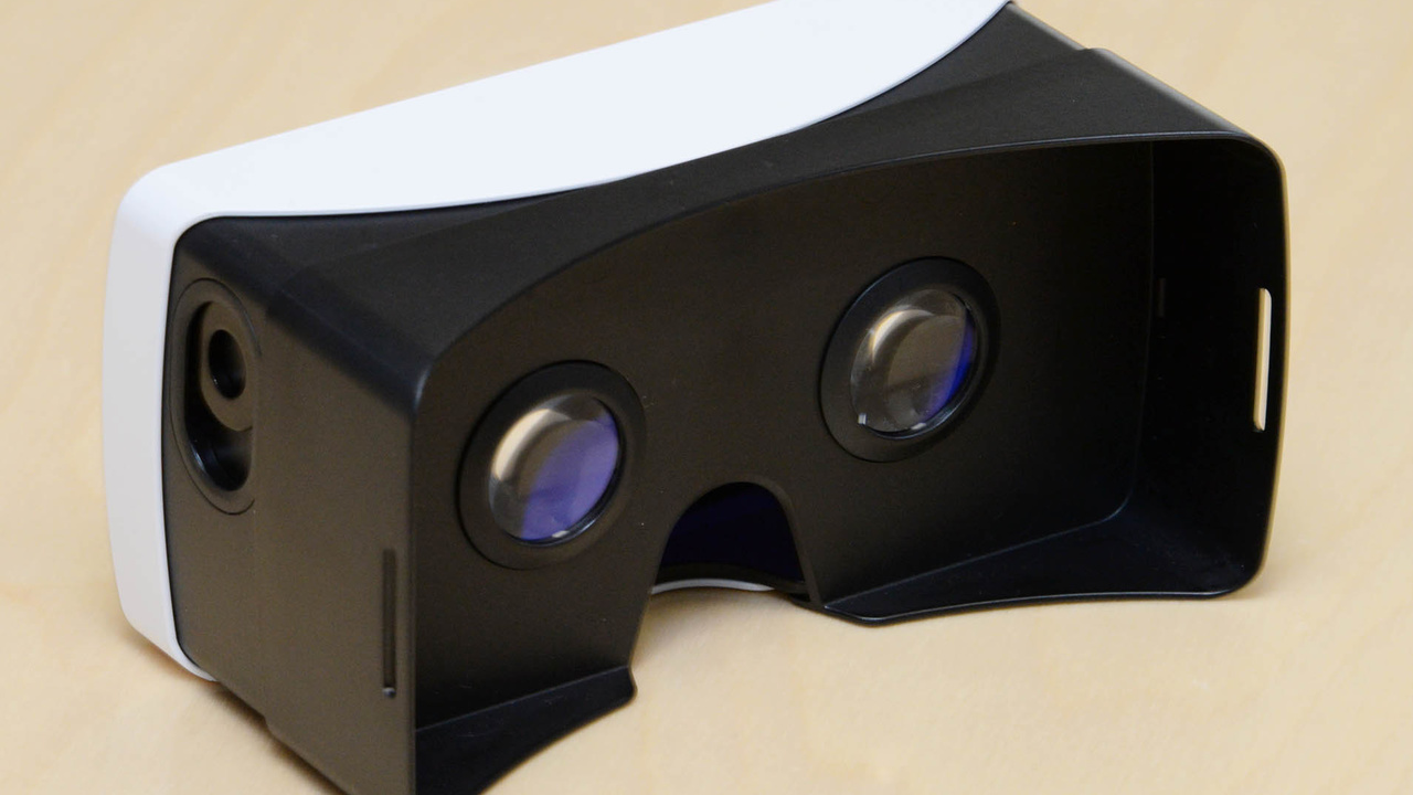 VR for G3: G3-Käufer von 1&1 erhalten VR-Brille