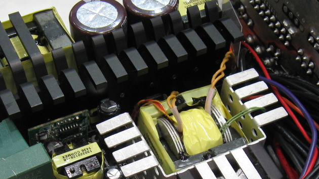 CeBIT 2015: Neue Netzteile von Antec und Thermaltake