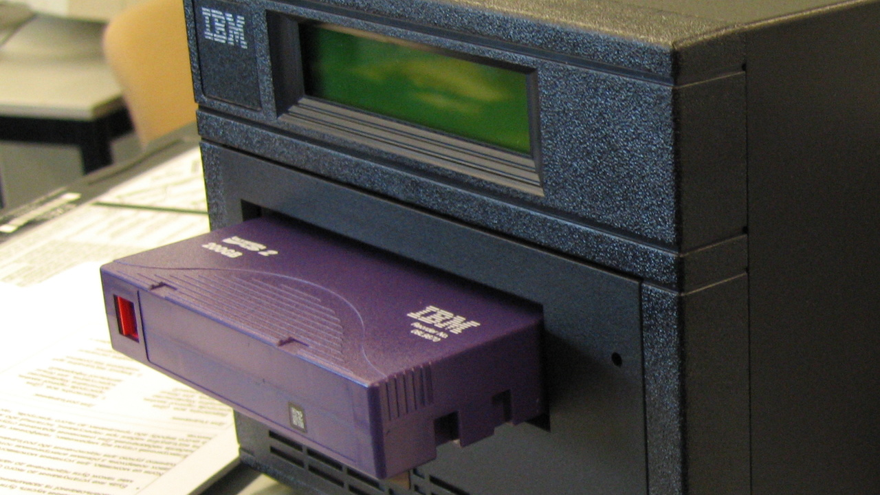 Datenarchivierung: IBM und Fujifilm entwickeln Magnetband mit 220 TB
