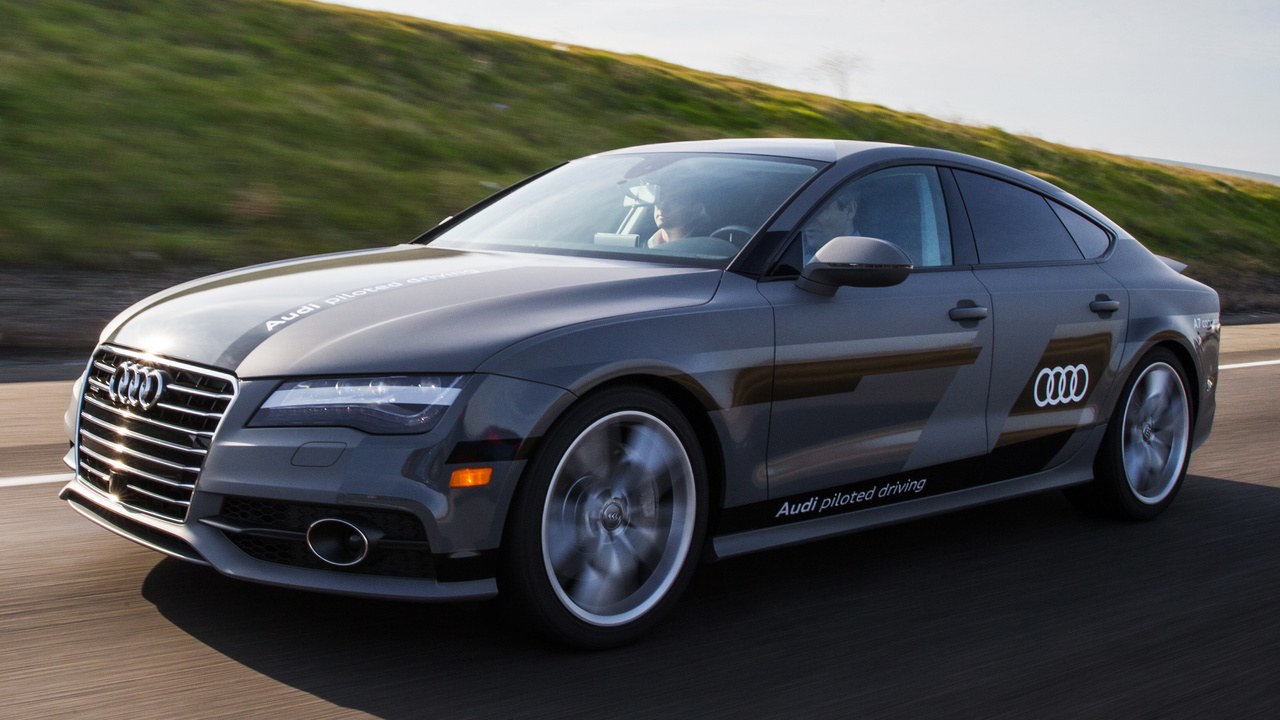 Autonomes Fahren: Audi A7 Piloted Driving Concept auf der A 9 unterwegs