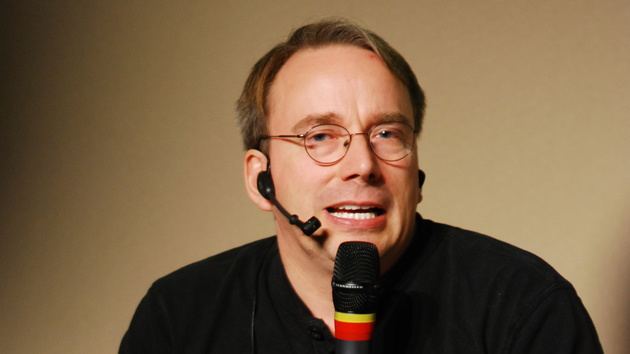 Linux: Kernel 4.0 führt Live-Patching ein