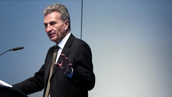Vorratsdatenspeicherung: Oettinger plant neuen Anlauf für Europa