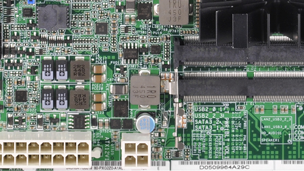 Intel Braswell: Zwei Mini-ITX-Platinen mit Quad-Core-CPU von ASRock