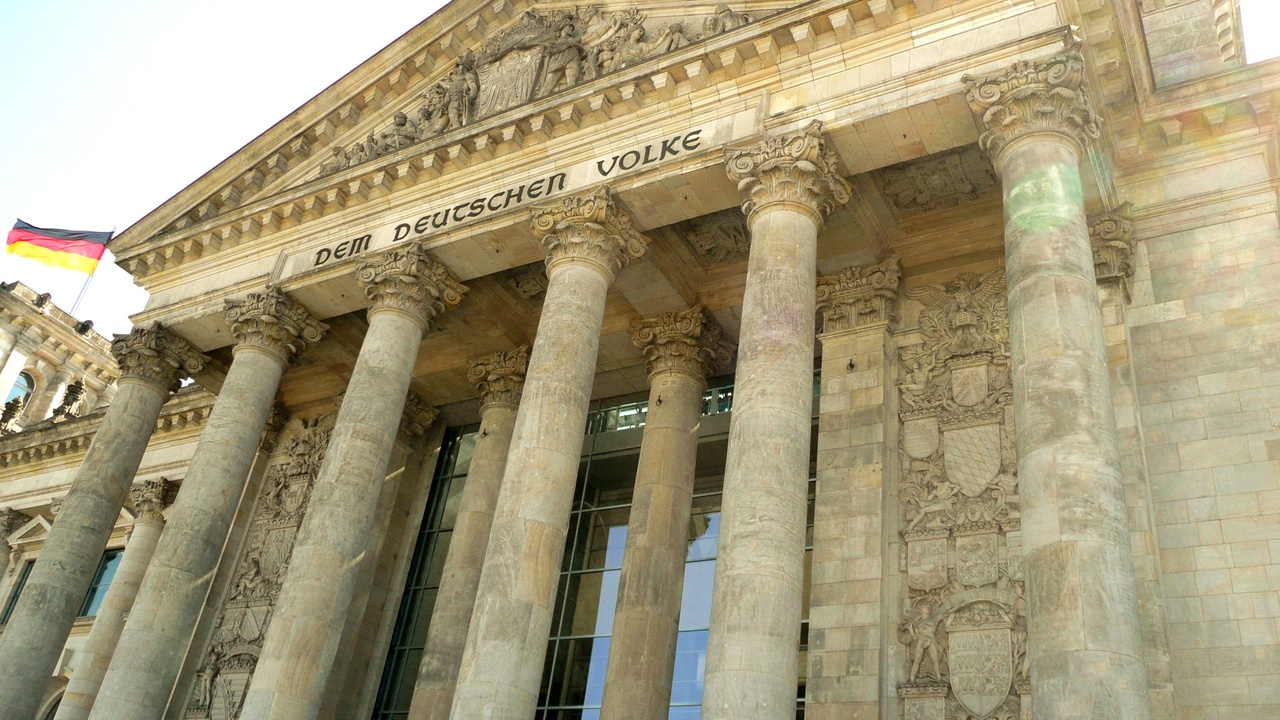Cyber-Angriff: Neben dem Bundestag auch Regierungsrechner betroffen