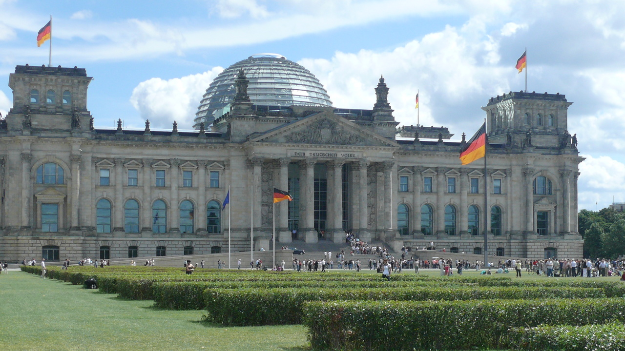 Bundestag: Geheimdienste sollen für Cyberangriff verantwortlich sein