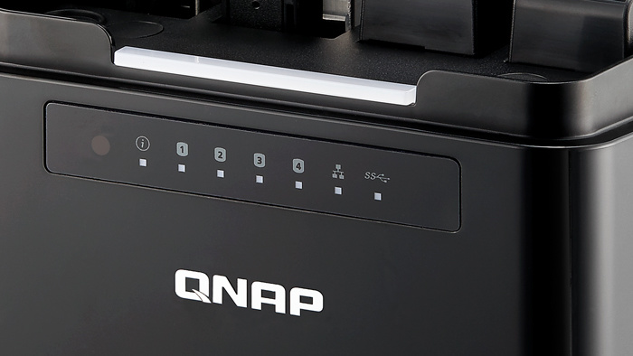 QNAP TS-453mini: NAS mit Hochkant-HDDs kommt für 429 Euro