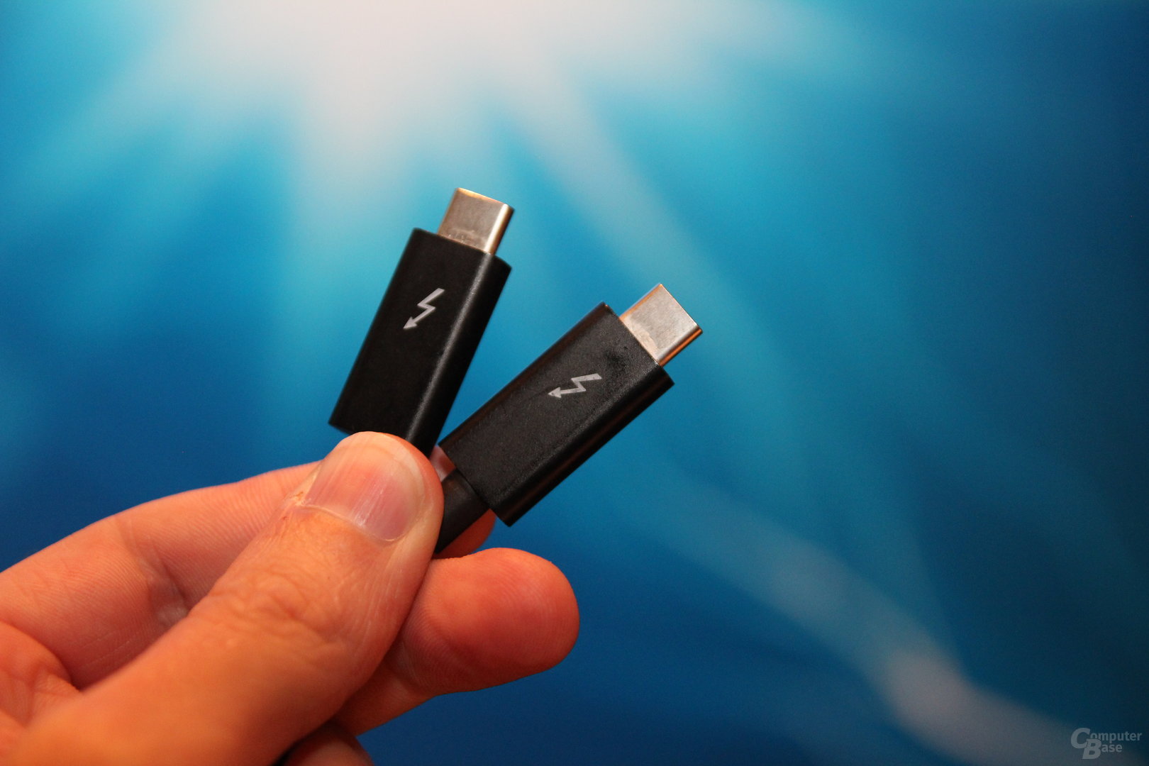 Kabel für Thunderbolt 3 – sieht aus wie USB Typ C, steckt aber mehr dahinter