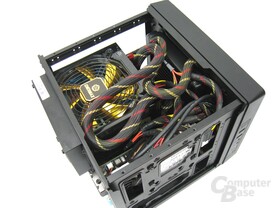 Cooler Master Elite 110 mit ATX-Netzteil