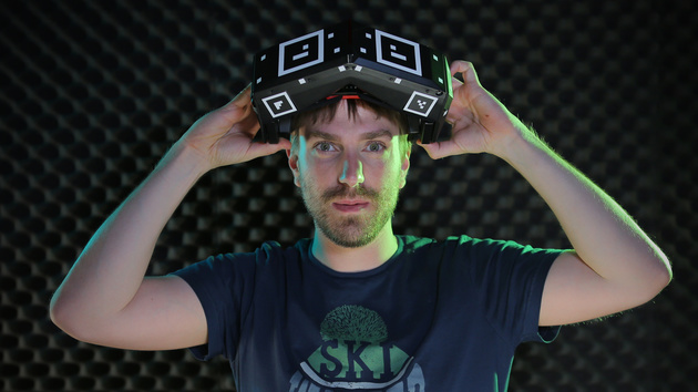 StarVR: VR-Brille mit 2 QHD-Displays und 210-Grad-Sichtfeld