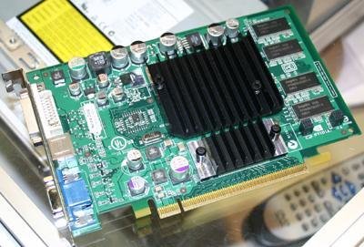 Leadtek GeForce FX 5200 mit PCI-Express