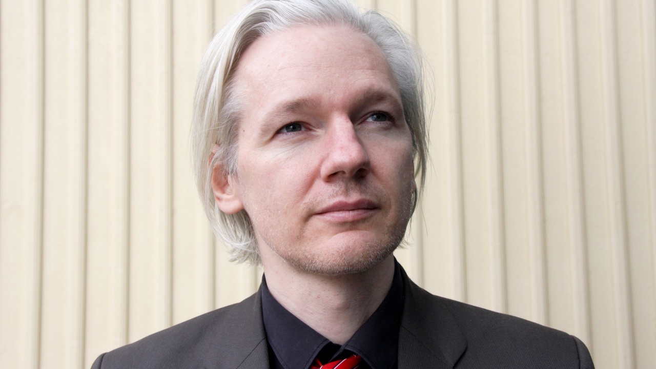 NSA-Ausschuss: Assange bietet sich als Zeuge für NSA-Spionage an