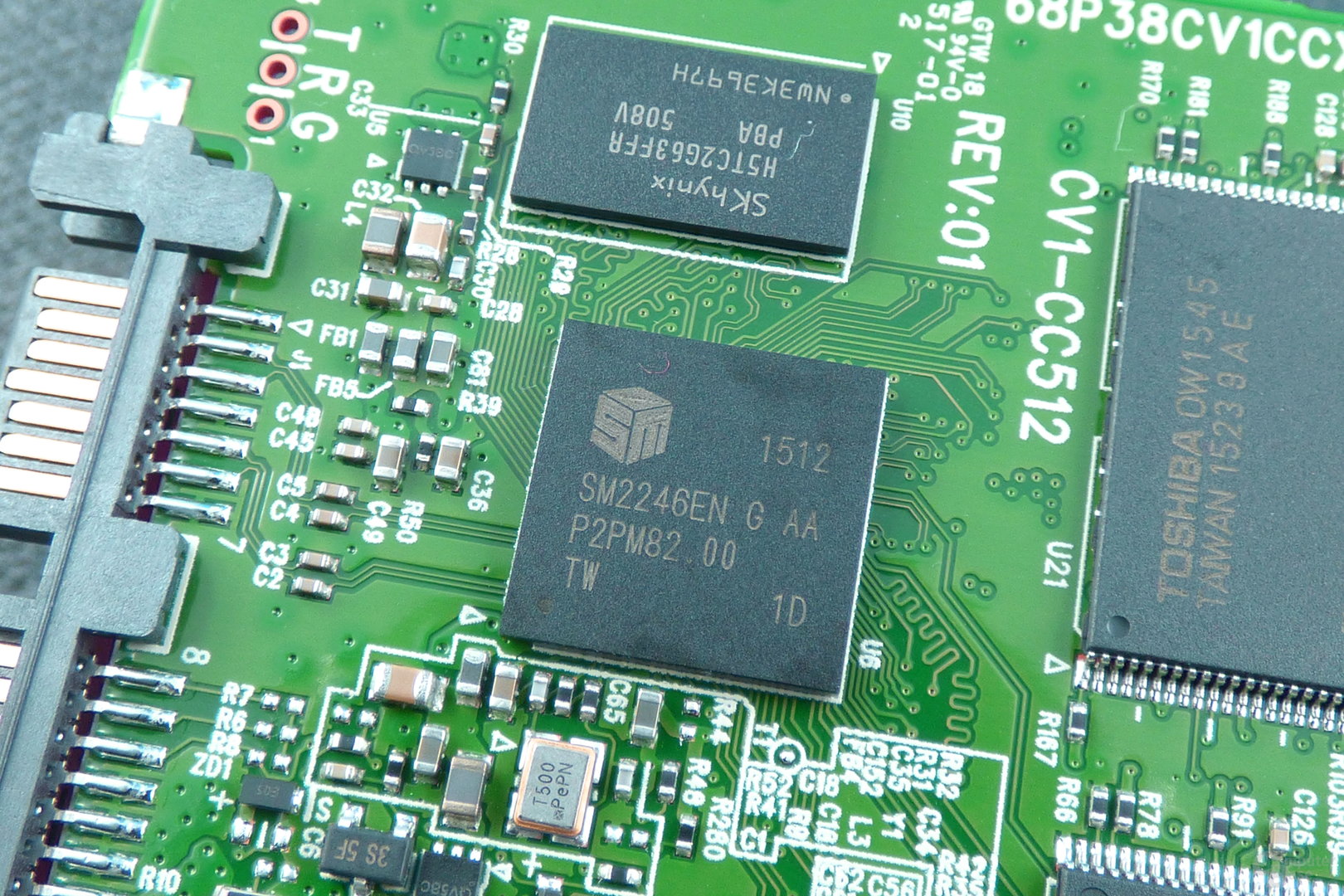 SM2246EN-Controller auf Plextor M6V 256 GB